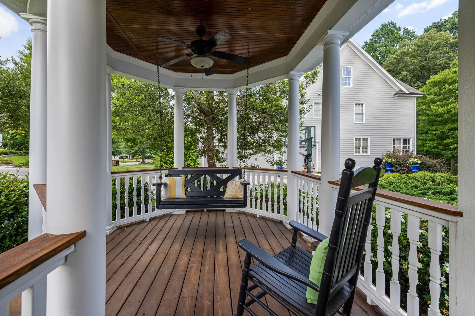 Questions to Ask Before Building a Deck